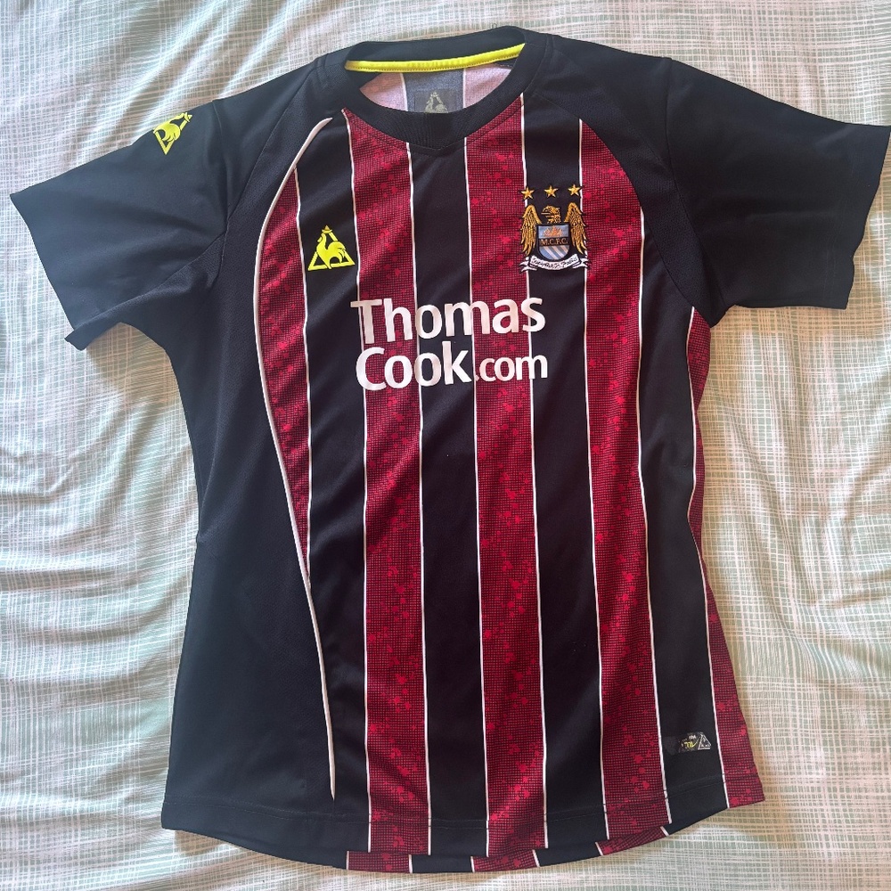 Manchester City Away Jersey NWT with Thomas Cook sponsorship